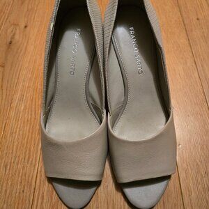 Franco Sarto Grey Wedge Sandals - Size 8